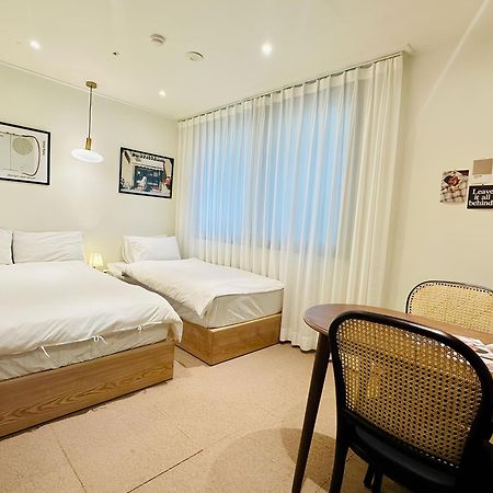 Ssh Ikseon Peter Cat Hostel Seoul Ngoại thất bức ảnh